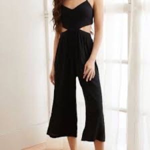 Aerie linen black cut out jumpsuit sz S